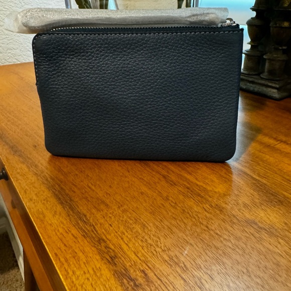 NWT COACH wristlet with COACH graphic! 🛍️ - Picture 5 of 6